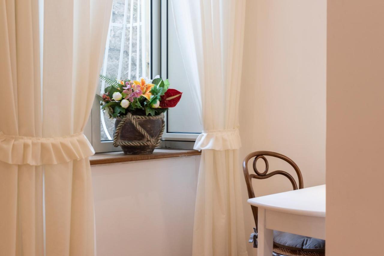 Pignatelli Rooms نابولي المظهر الخارجي الصورة
