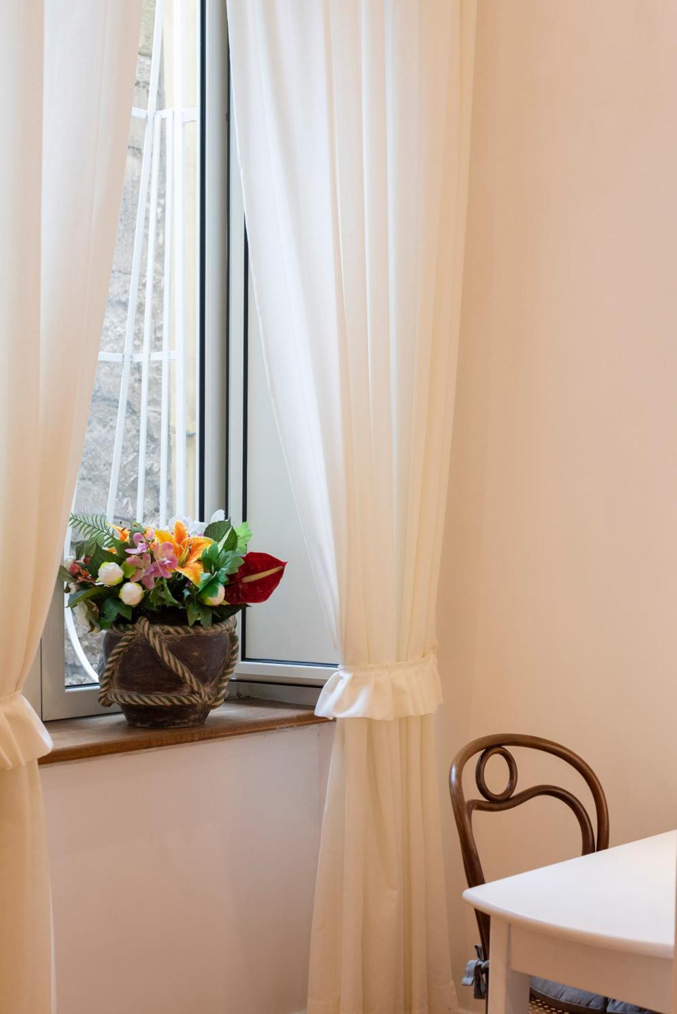 Pignatelli Rooms نابولي المظهر الخارجي الصورة